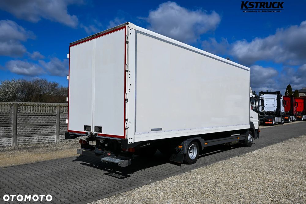Mercedes-Benz Atego 818 L Kontener 7,25 - 7