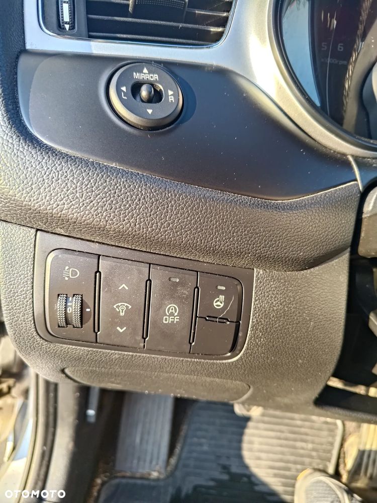 Kia Ceed 1.6 CRDi M - 12