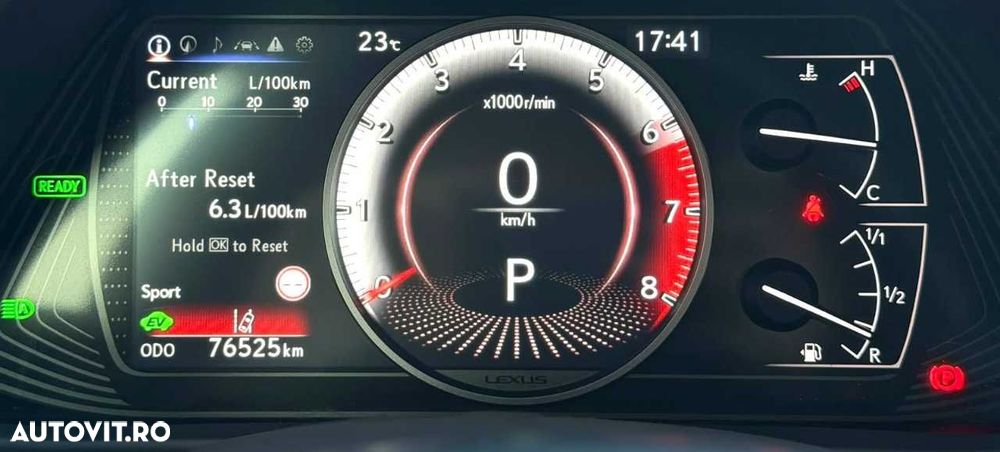 Lexus UX - 27
