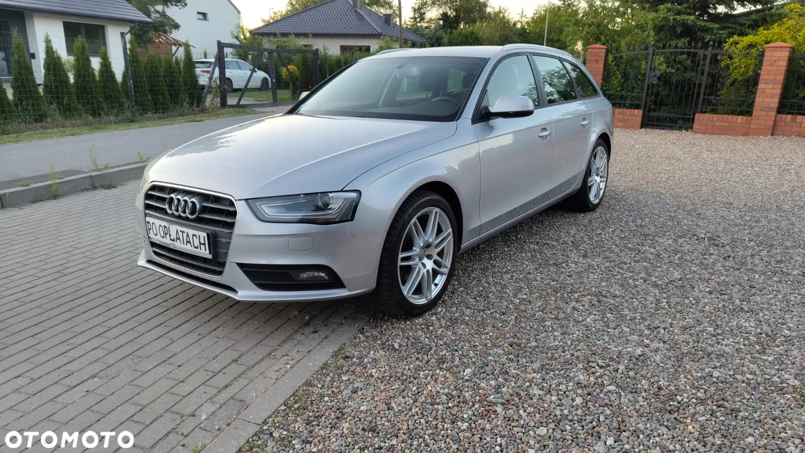 Audi A4 Avant 2.0 TDI DPF clean diesel multitronic Attraction - 19
