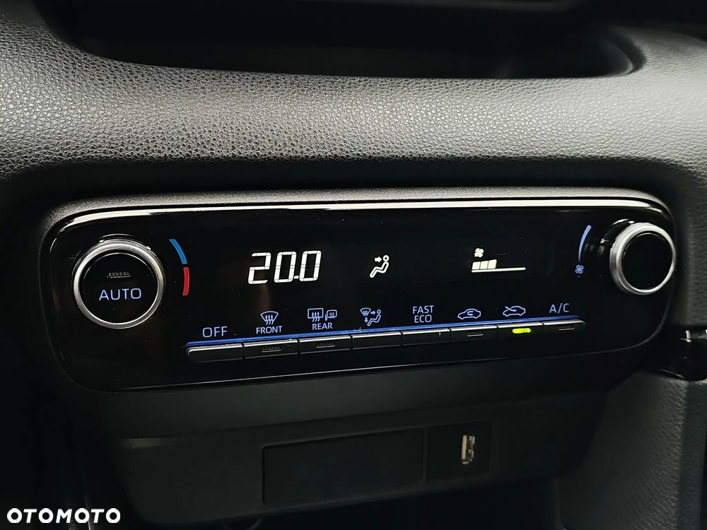 Toyota Yaris Hybrid 1.5 Comfort - 22