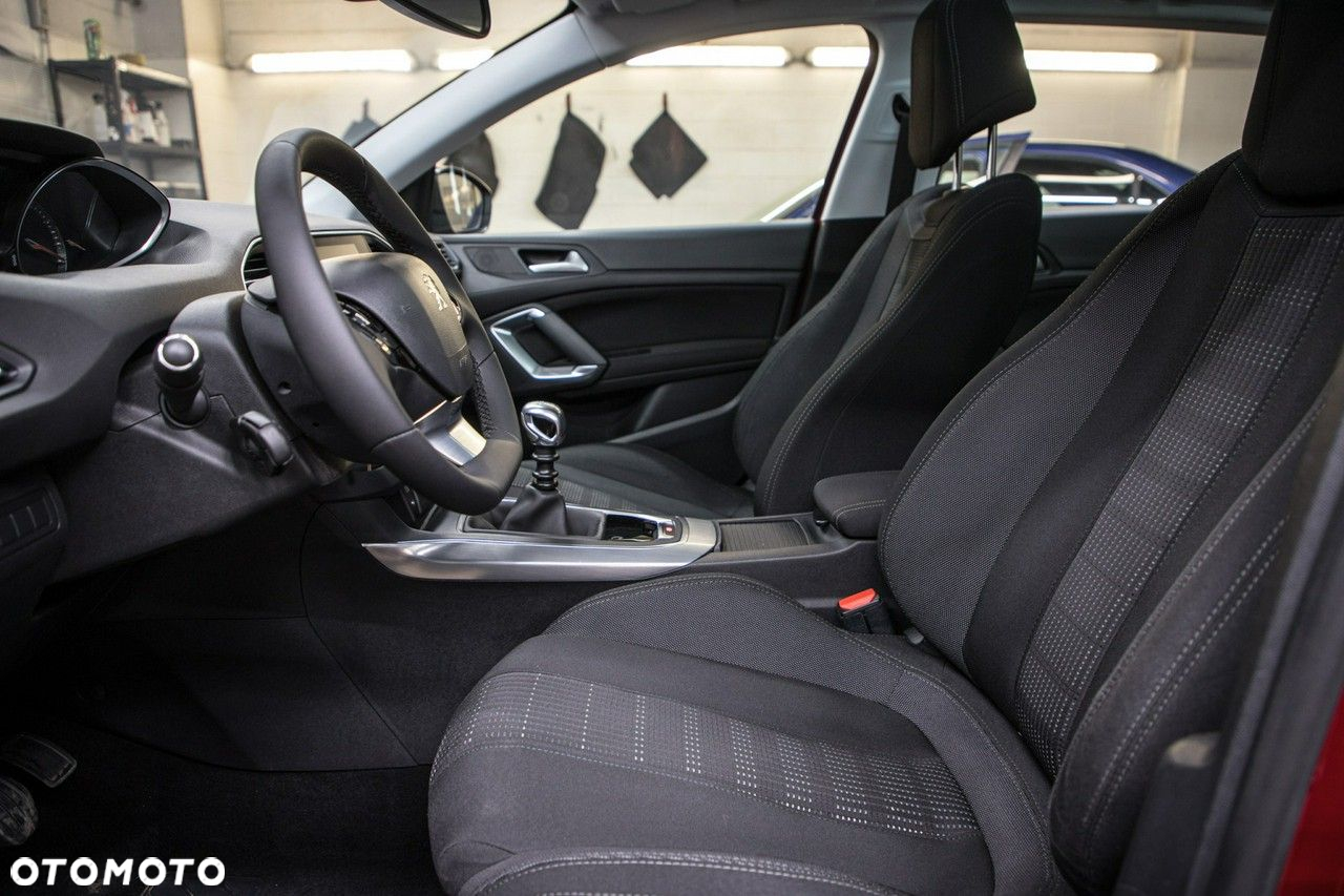 Peugeot 308 - 16