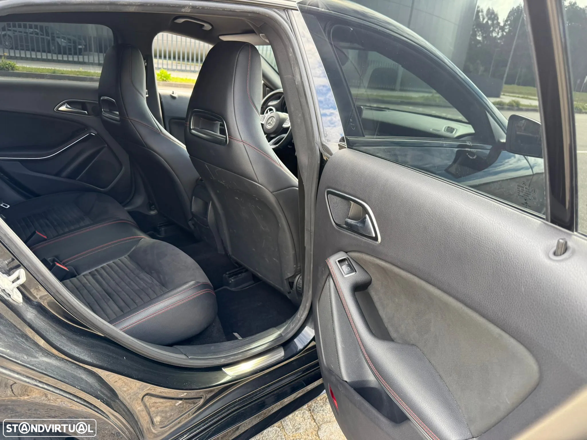 Mercedes-Benz CLA 220 d Shooting Brake AMG Line Aut. - 8