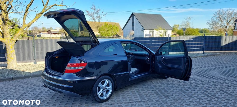 Mercedes-Benz CLC - 29