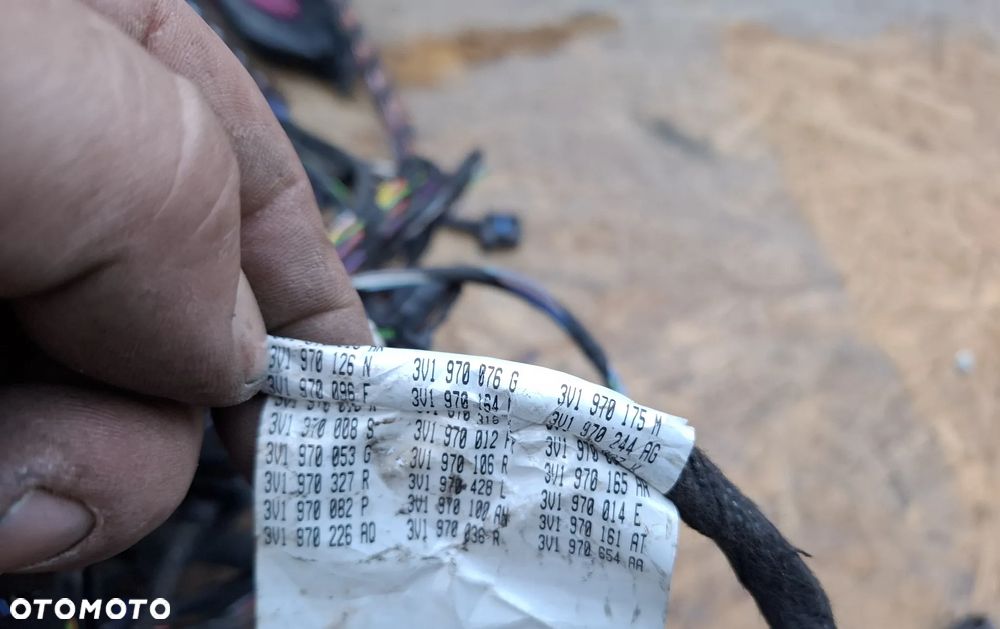 SKODA SUPERB III laurin & klement INSTALACJA WNĘTRZA WIĄZKA KABINY - 6