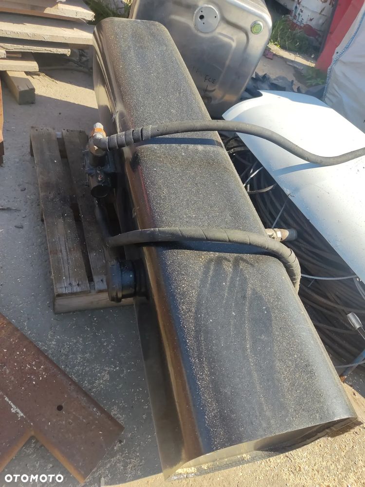 zbiornik oleju hydraulicznego (różne) - 10