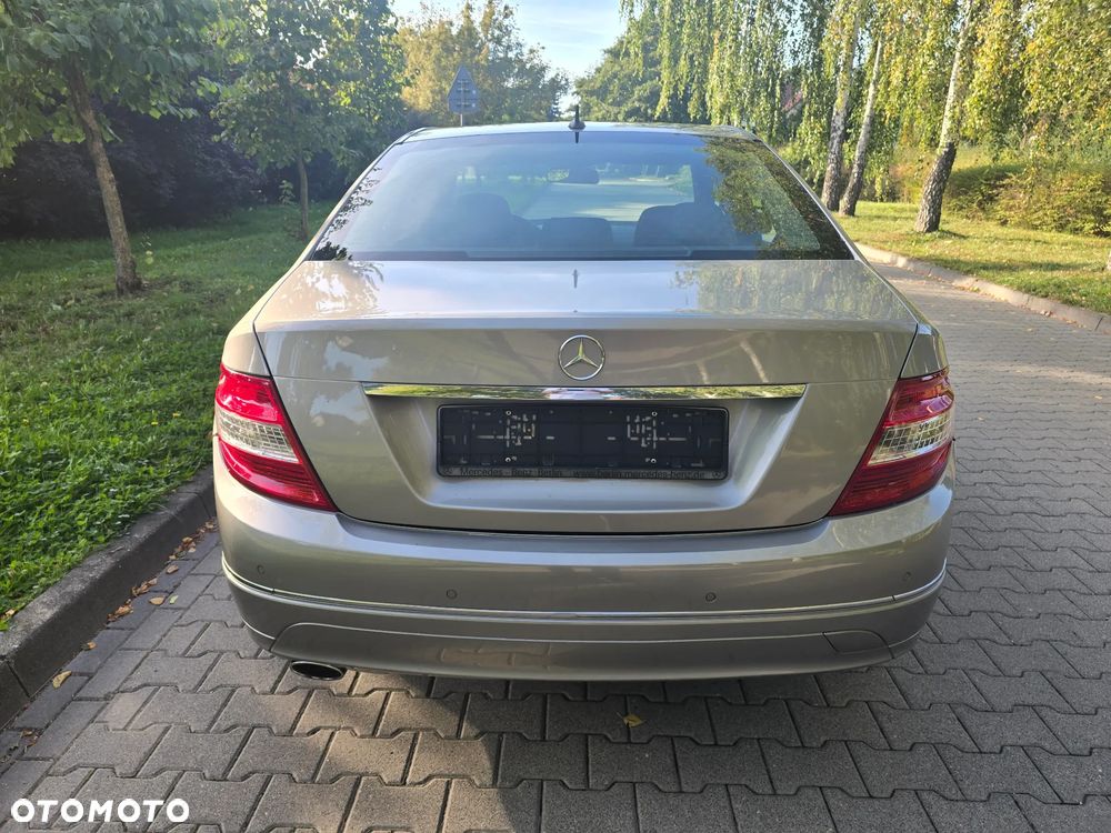 Mercedes-Benz Klasa C 220 CDI DPF Automatik Elegance - 9