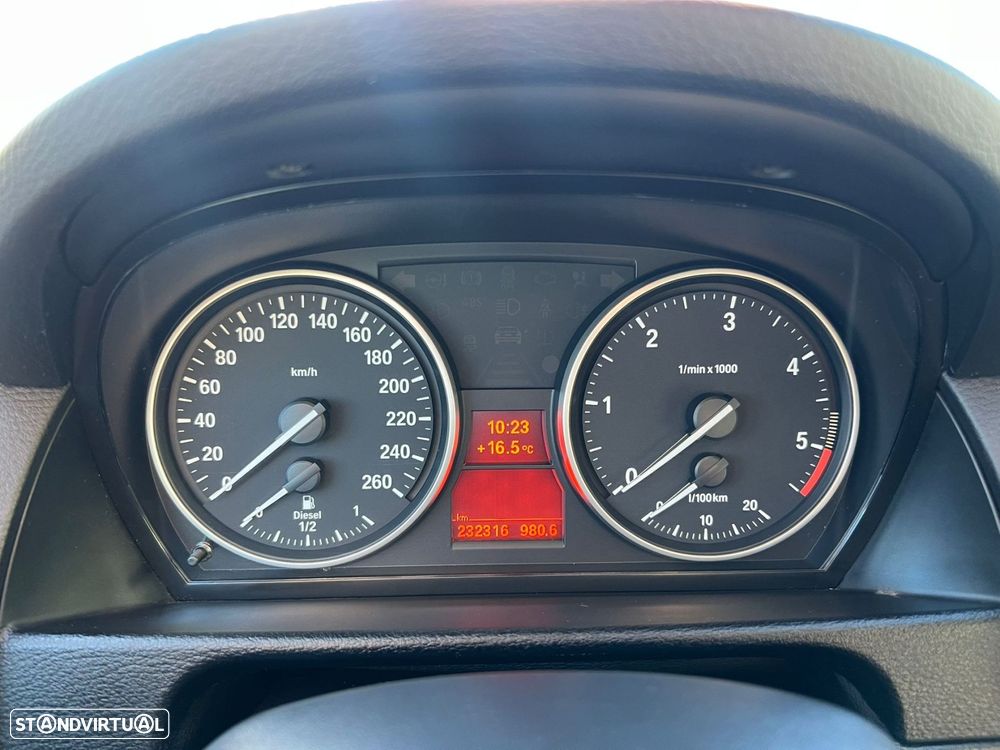 BMW X1 20 d sDrive EfficientDynamics - 31