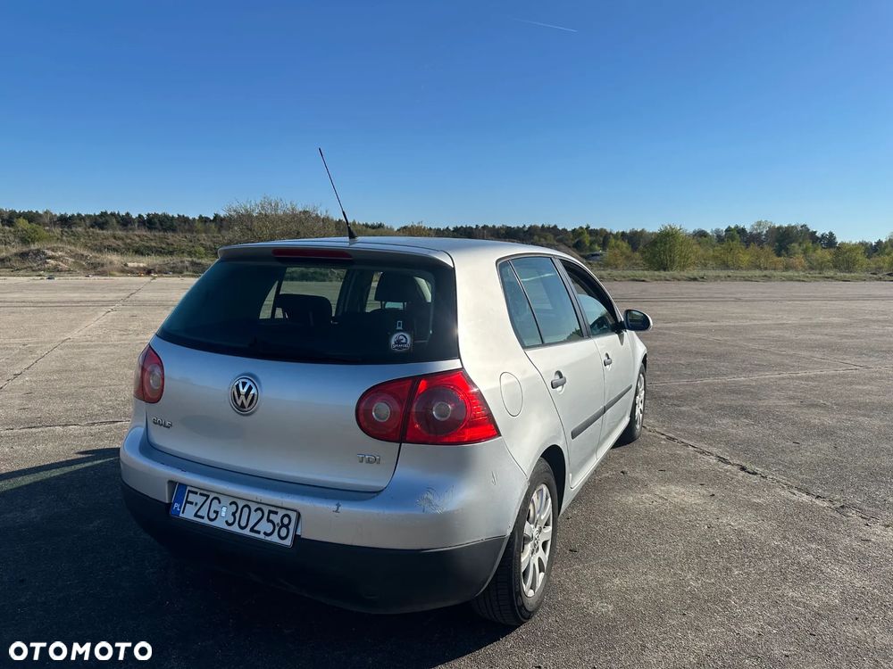 Volkswagen Golf 1.9 TDI Trendline - 5