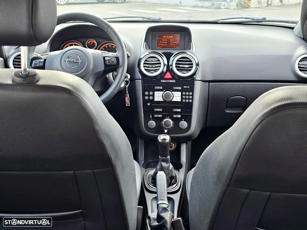 Opel Corsa 1.2 Cosmo - 11