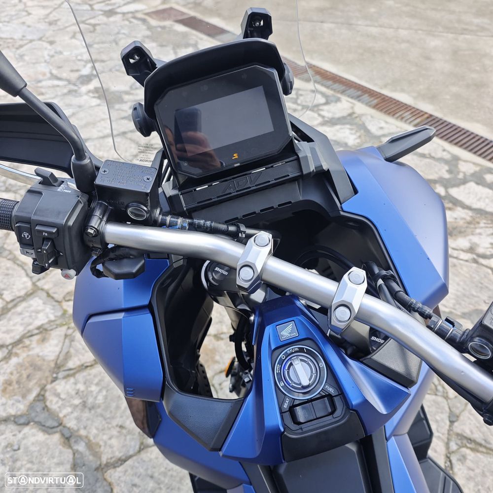 Honda ADV 350 - 5