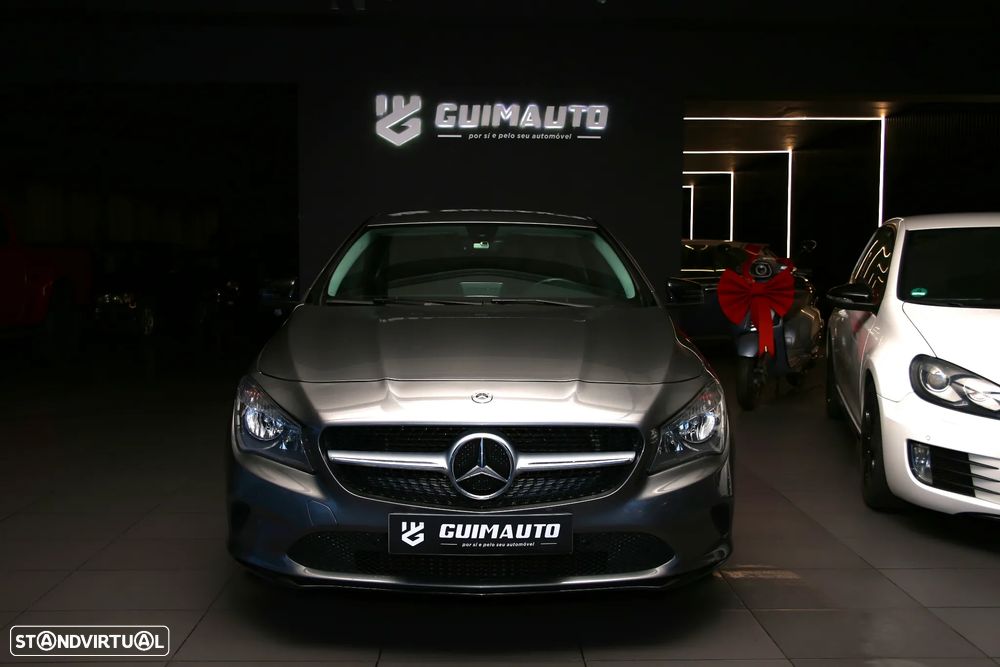 Mercedes-Benz CLA 180 Shooting Brake d Urban - 2