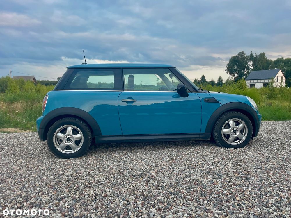 MINI ONE - 10