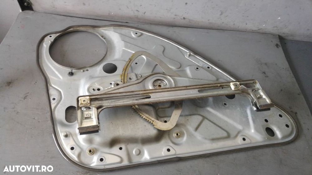 macara dreapta spate ford c-max 3m51-r045h22-a - 1