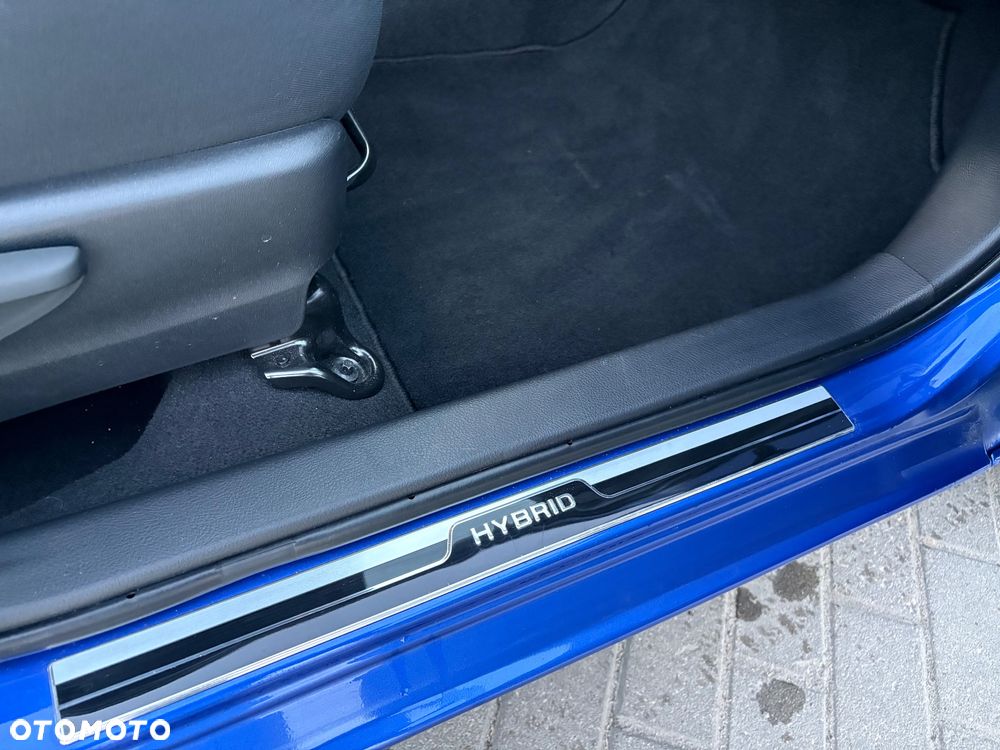 Toyota Yaris Hybrid 100 Selection Passion - 12