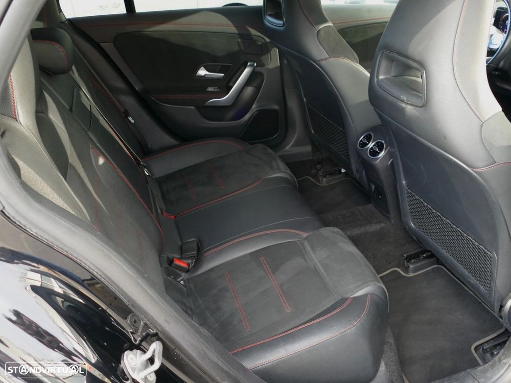 Mercedes-Benz CLA 250 e AMG Line - 32