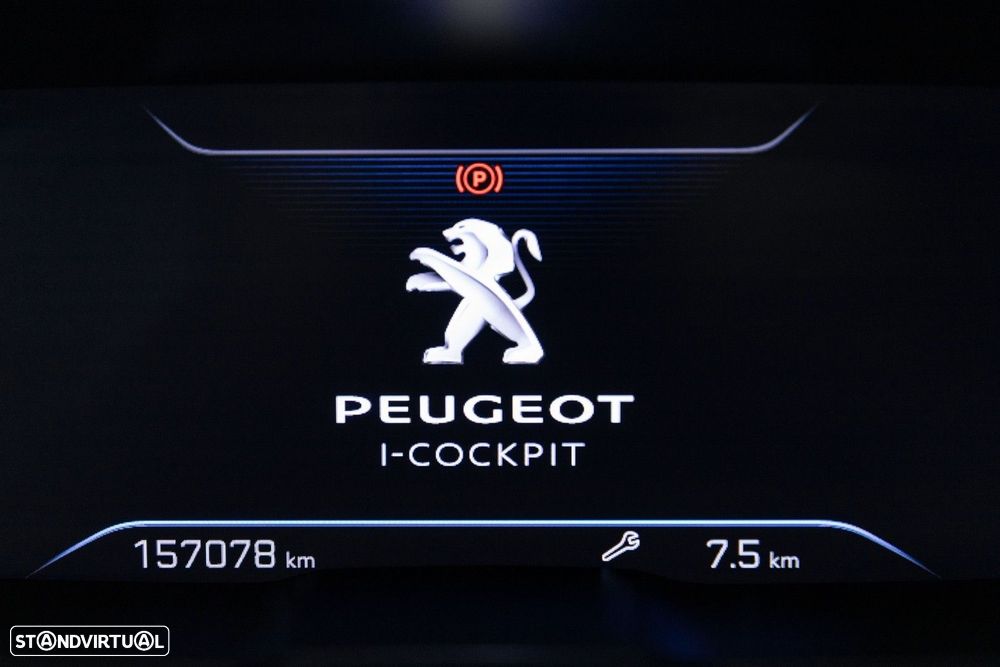 Peugeot 5008 1.5 BlueHDi Allure EAT8 - 27