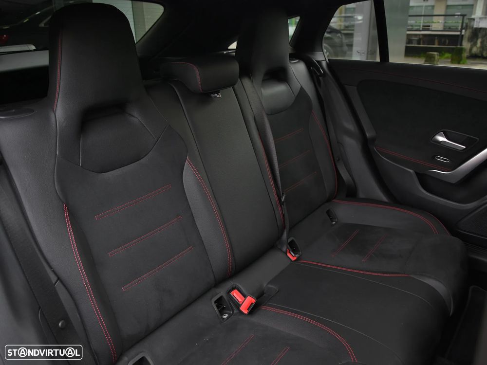 Mercedes-Benz CLA 180 7G-DCT AMG Line - 8