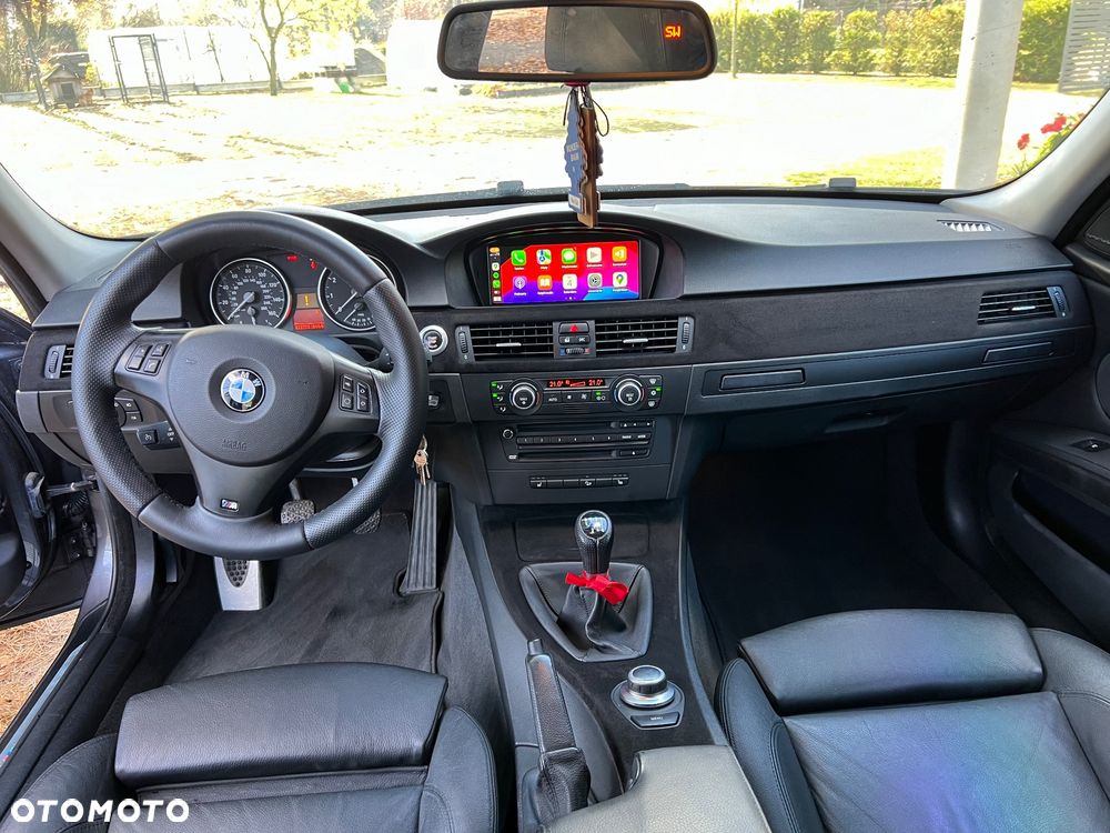 BMW Seria 3 330i Touring Edition Sport - 7