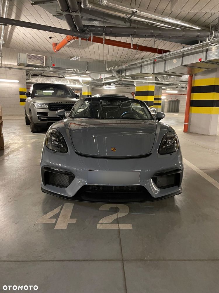 Porsche 718 Spyder - 6