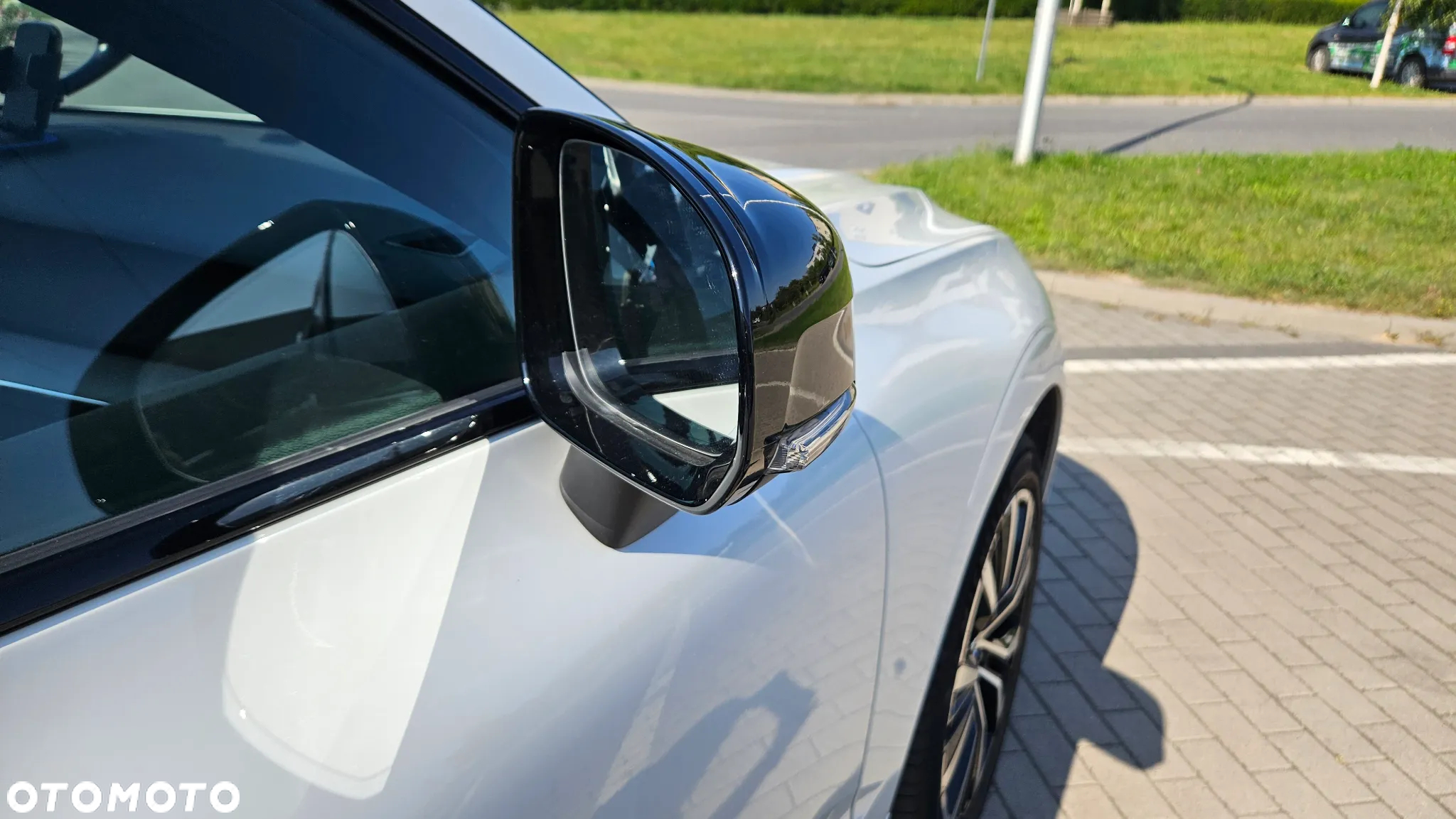 Volvo XC 60 B4 D AWD Geartronic RDesign - 23