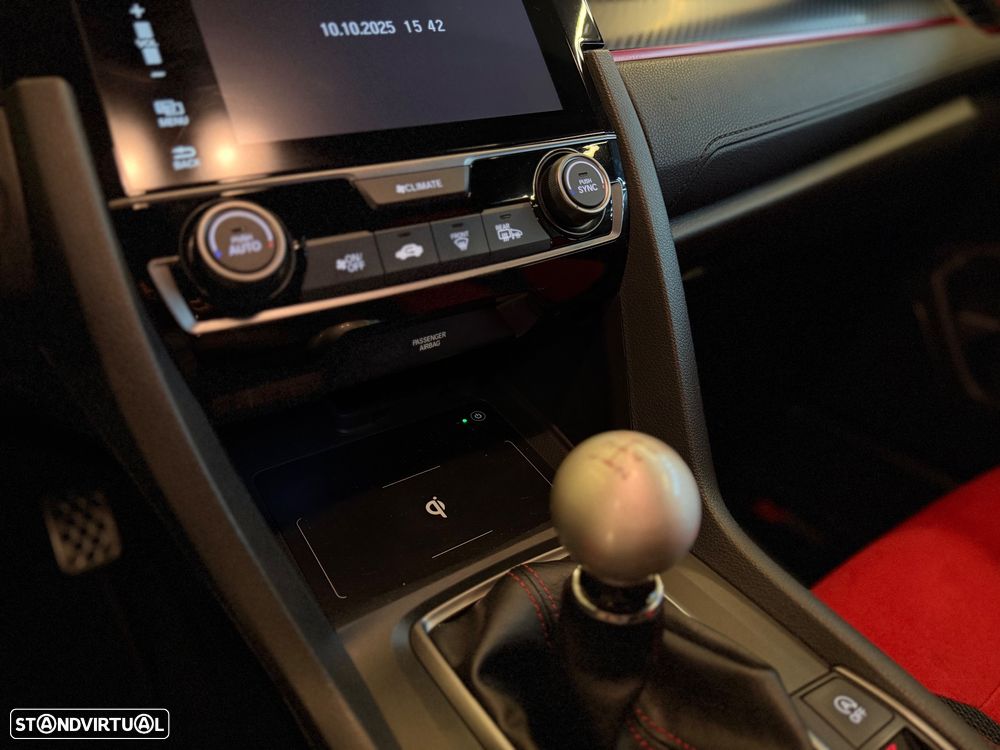 Honda Civic 2.0 VTEC Turbo Type R GT - 25