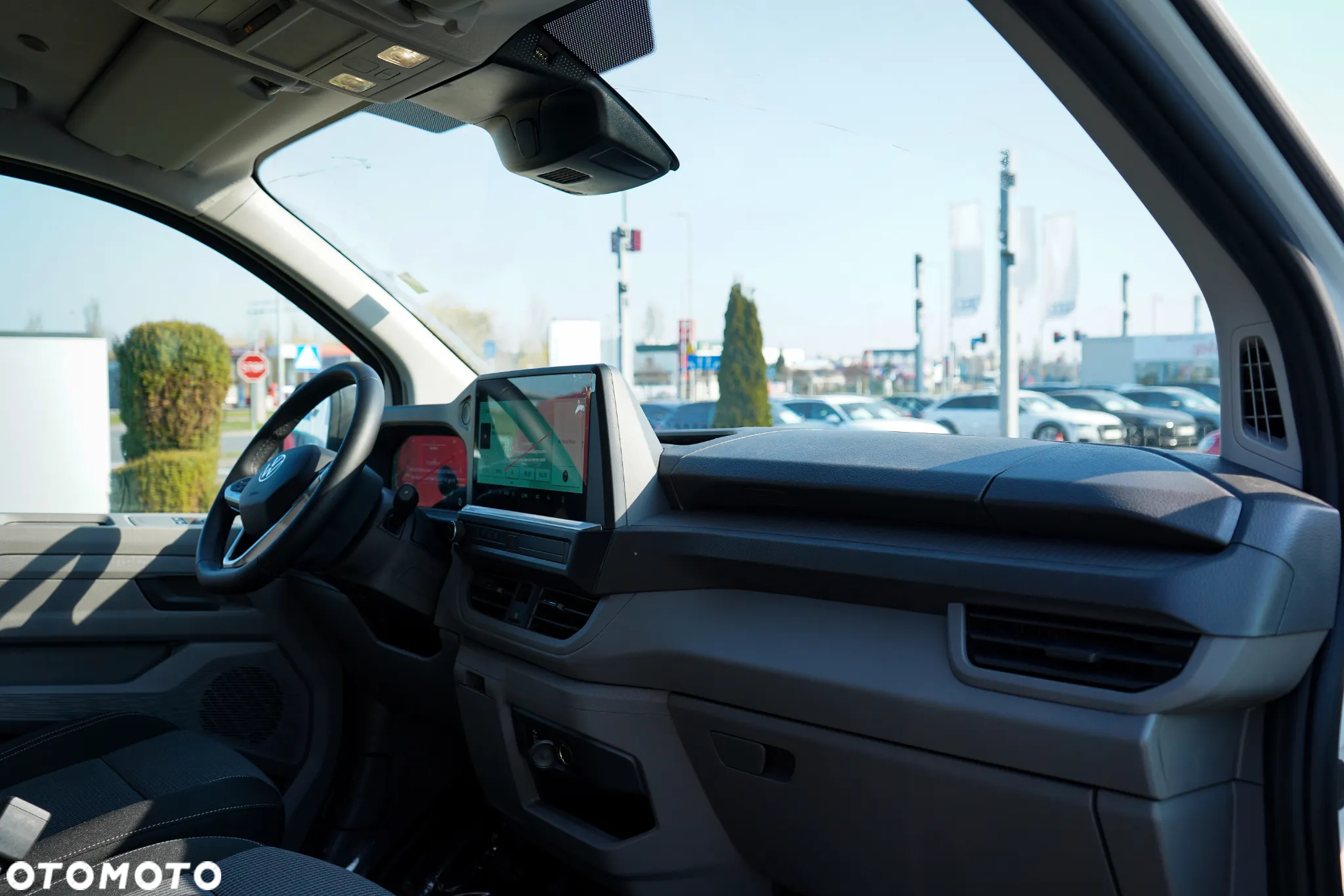 Volkswagen T7 Transporter - 17