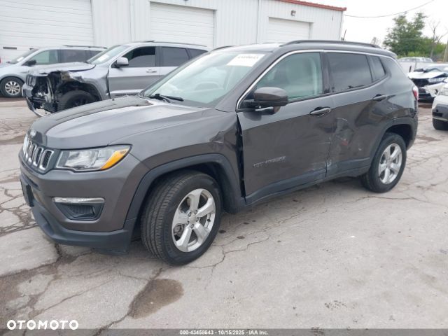 Jeep Compass - 2