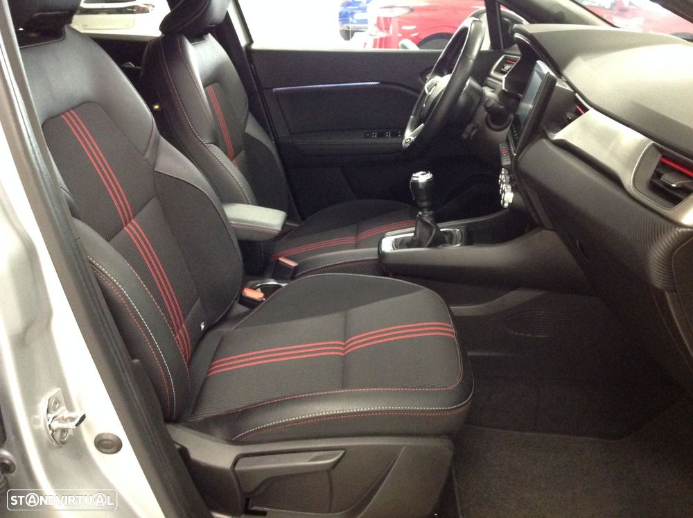 Renault Captur 1.0 TCe RS Line - 36