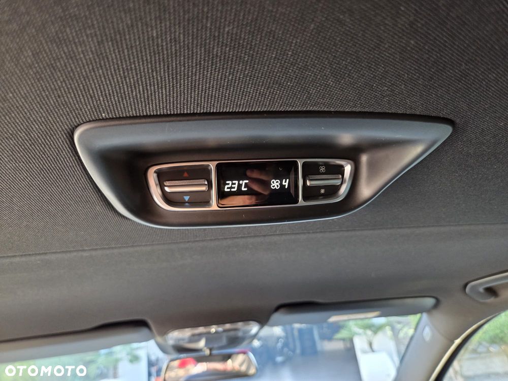 Mercedes-Benz Klasa V 300 d 4-Matic Avantgarde 9G-Tronic (d³ugi) - 22