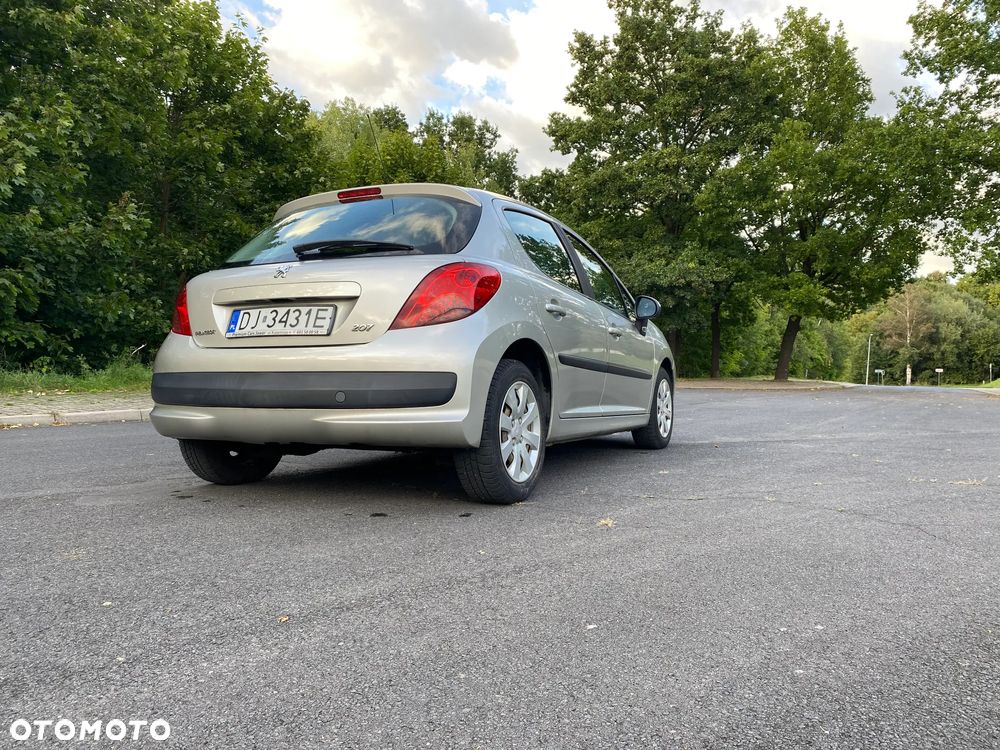 Peugeot 207 - 5