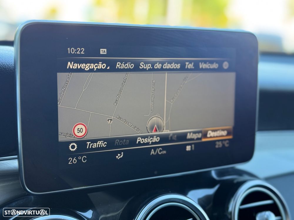 Mercedes-Benz GLC 250 d 4Matic 9G-TRONIC AMG Line - 23