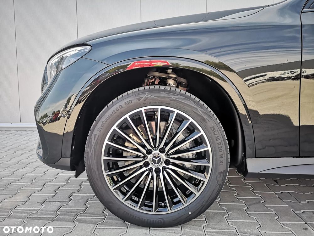 Mercedes-Benz GLC 300 e PHEV 4-Matic AMG Line - 8