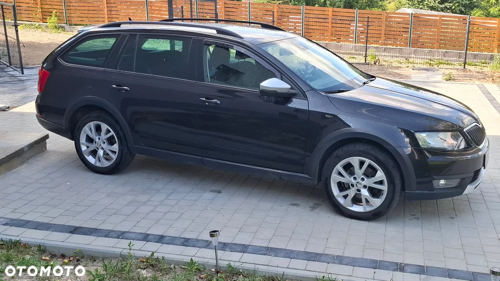 Skoda Octavia 1.6 TDI (Green tec) 4x4 Scout - 5