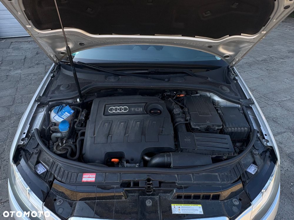 Audi A3 Sportback - 36