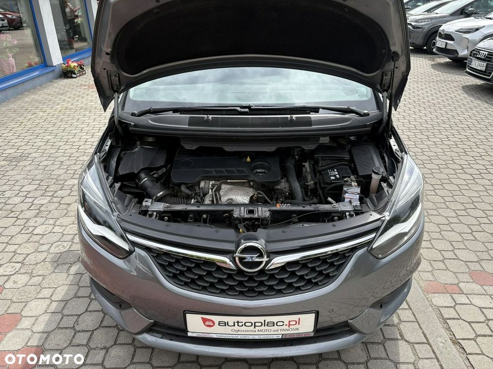 Opel Zafira - 36