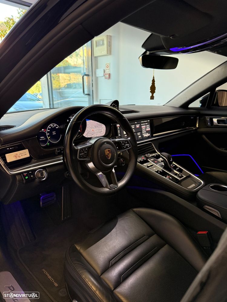 Porsche Panamera Sport Turismo 4 E-Hybrid - 7