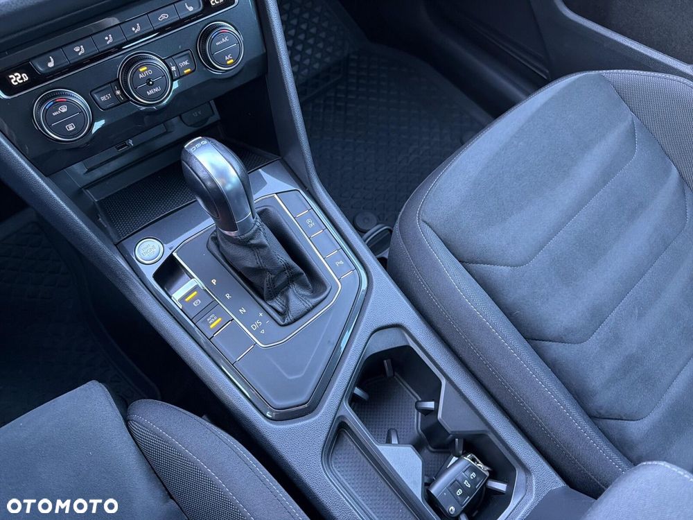 Volkswagen Tiguan - 20