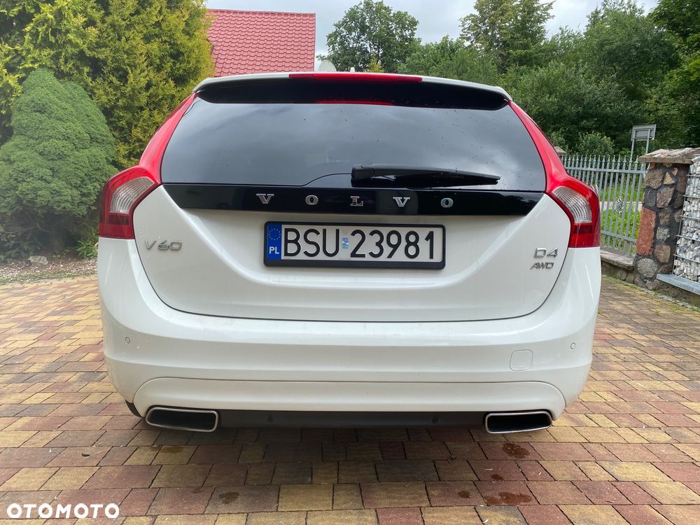 Volvo V60 D4 AWD Kinetic - 9