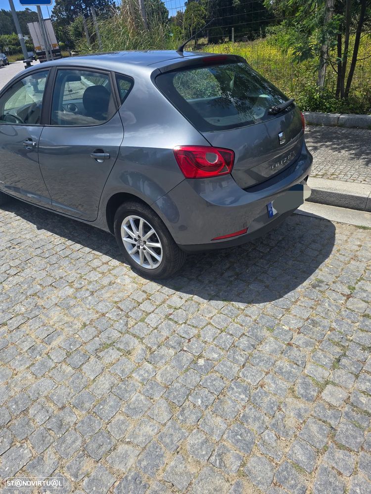 SEAT Ibiza SC 1.2 TDI CR Ecomotive Style Salsa - 2