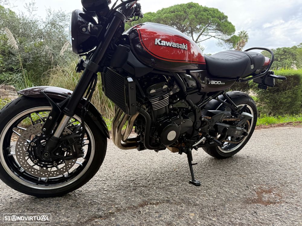 Kawasaki Z 900 RS - 4