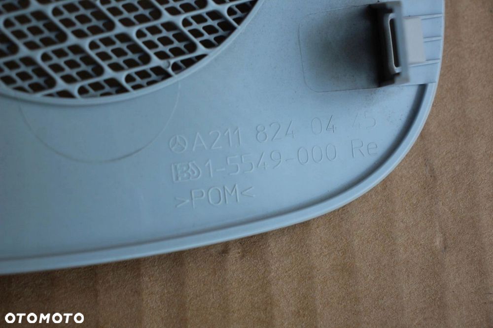 Maskownica osłona głośnika podsufitki prawa Mercedes w211 kombi 2118240445 - 3