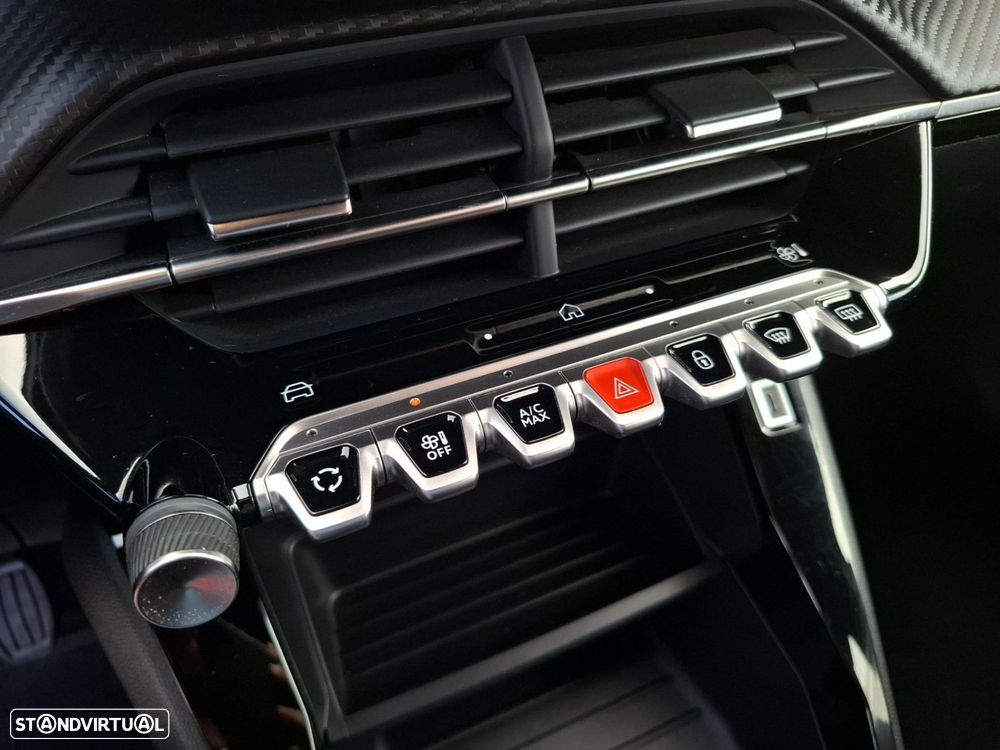 Peugeot 2008 1.2 PureTech Style — fotografia 16