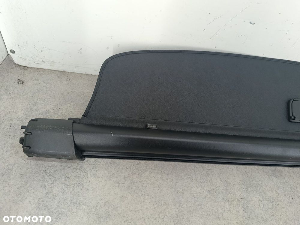 ROLETA BAGAŻNIKA  VW PASSAT B6 - 6