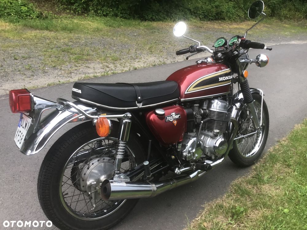 Honda CB - 8