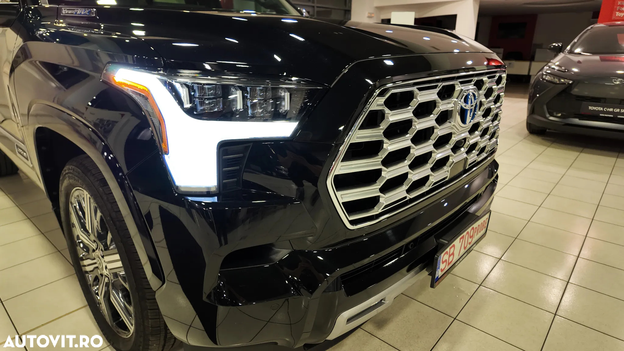 Toyota Sequoia - 9