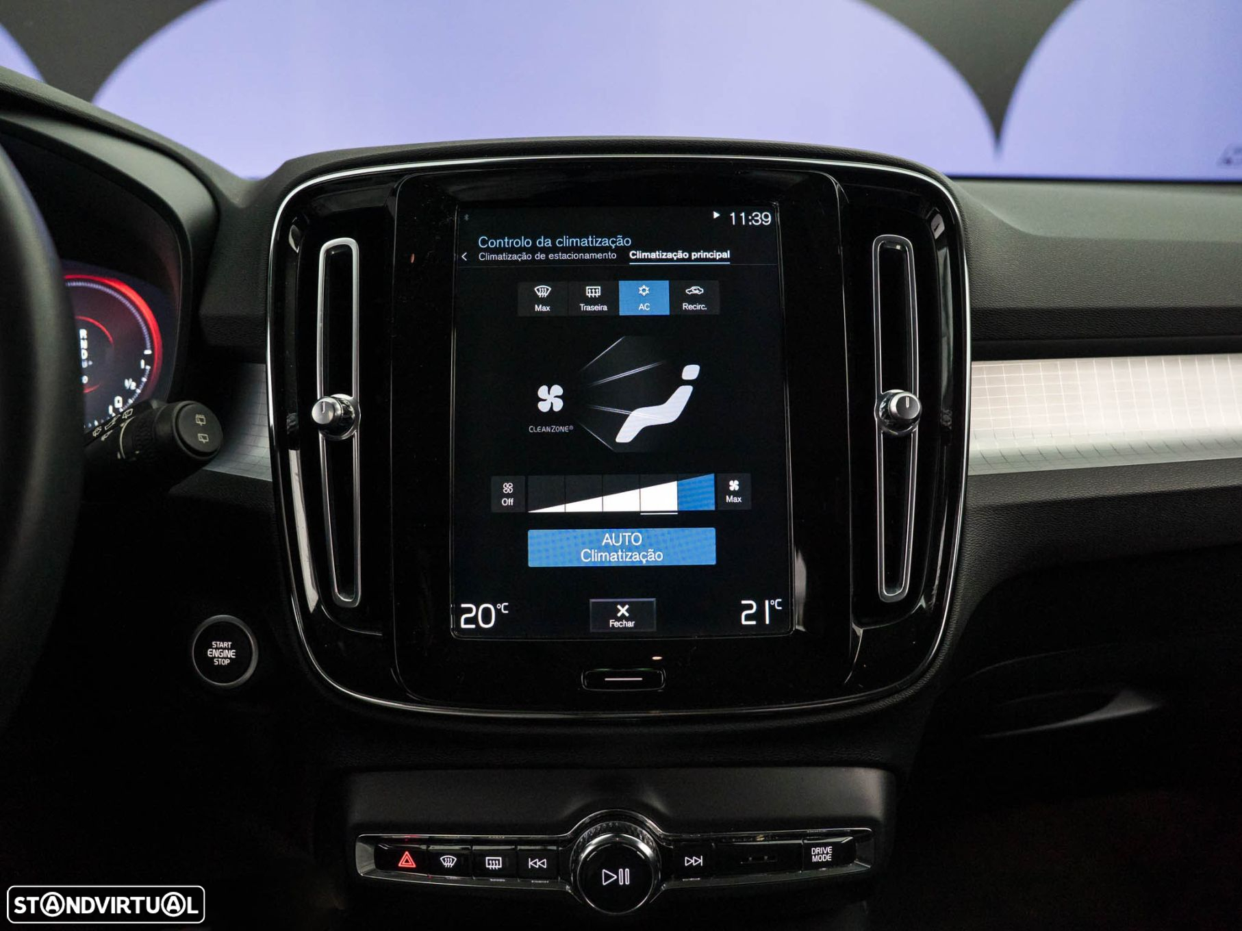 Volvo XC 40 1.5 T5 PHEV Momentum - 34