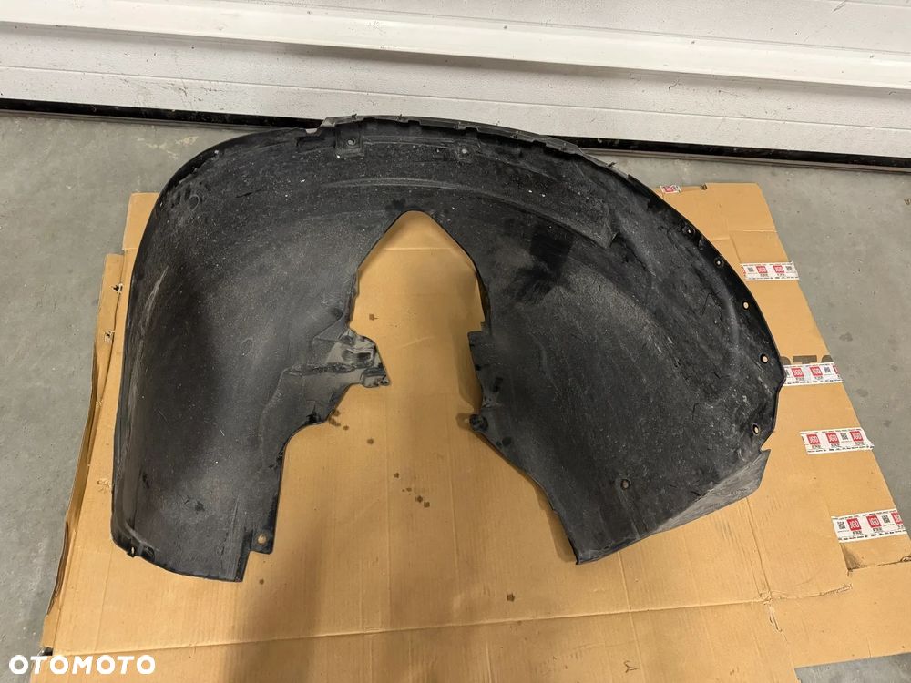 Volvo XC60 II Nadkole lewe przednie przód 32226110 oryginał