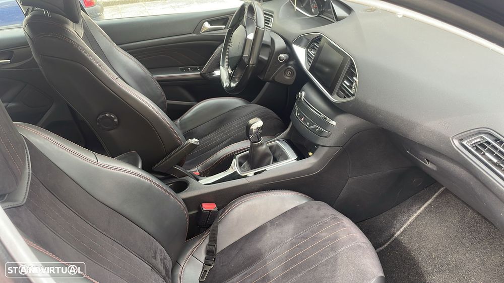 Peugeot 308 1.6 HDi Allure - 12