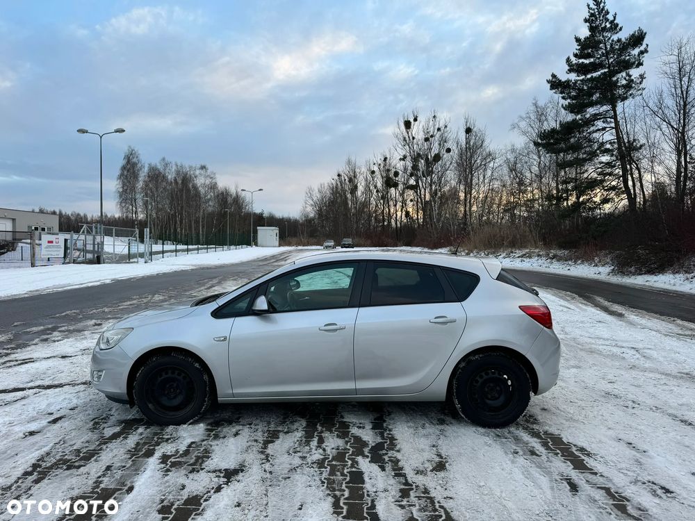 Opel Astra 1.4 T Enjoy - 8